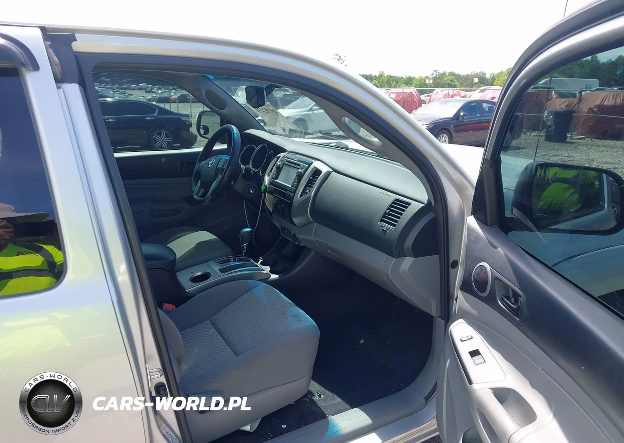 2013 Toyota Tacoma Prerunner V6 VIN:5TFTU4GN4DX031758 - 5