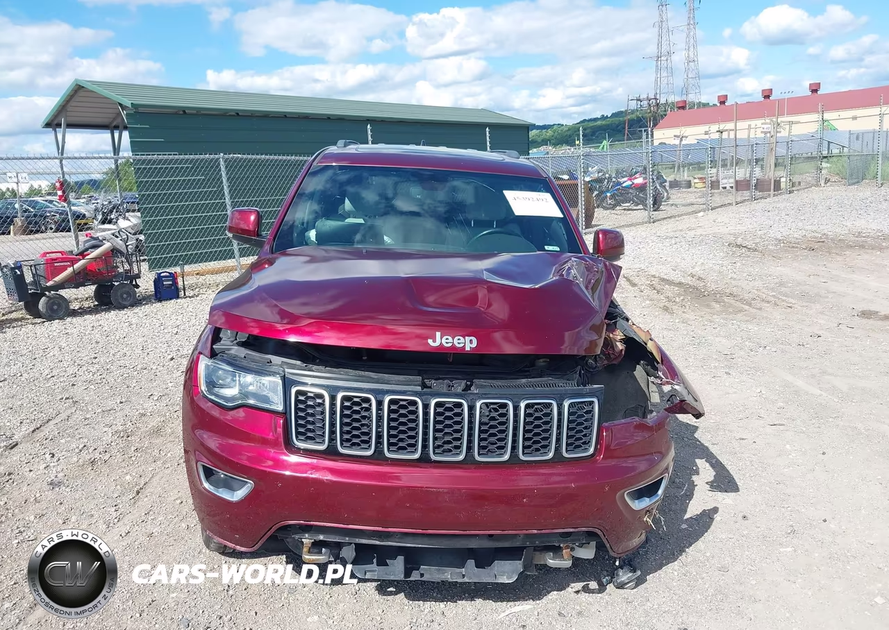 2018 Jeep Grand Cherokee Sterling Edition 4X4 VIN:1C4RJFBG2JC332801 - 12