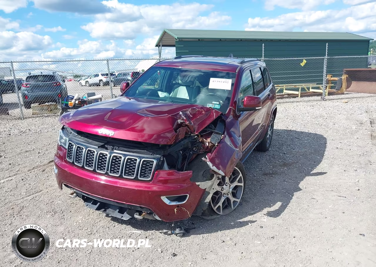 2018 Jeep Grand Cherokee Sterling Edition 4X4 VIN:1C4RJFBG2JC332801 - 2