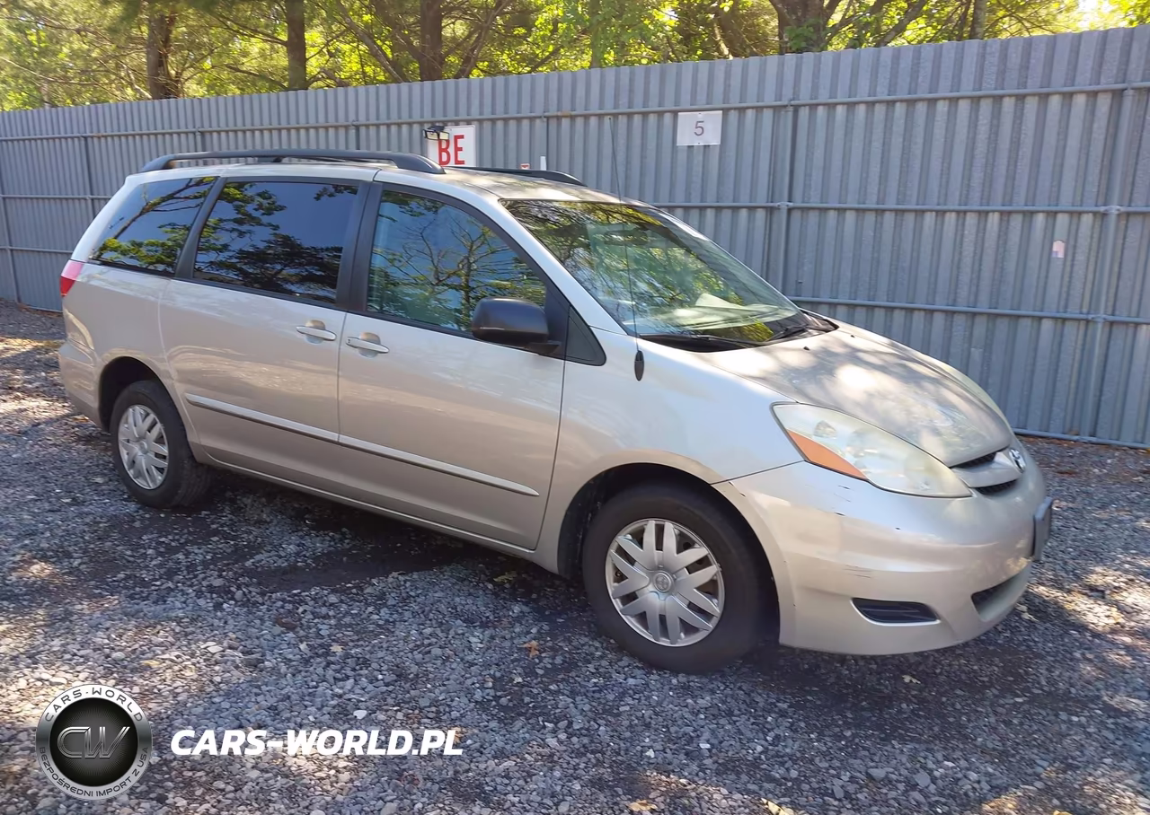 2007 Toyota Sienna Le