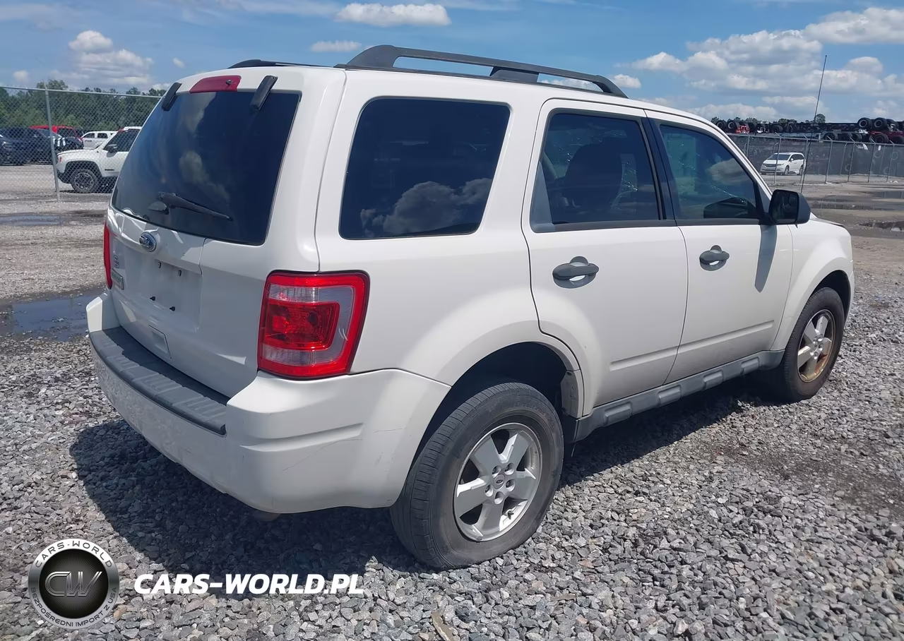 2012 Ford Escape Xlt VIN:1FMCU0D74CKB09994 - 4