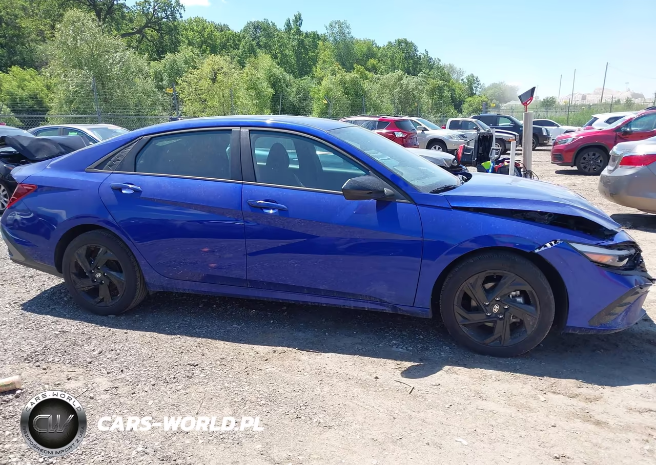 2026 Hyundai Elantra Sel Sport VIN:KMHLM4DG9TU120369 - 13