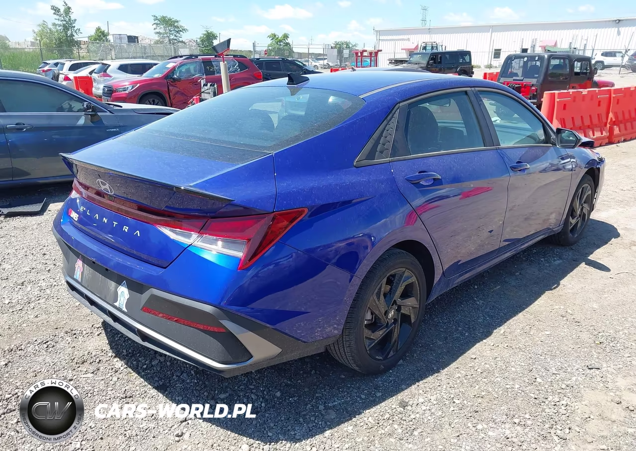 2026 Hyundai Elantra Sel Sport VIN:KMHLM4DG9TU120369 - 4