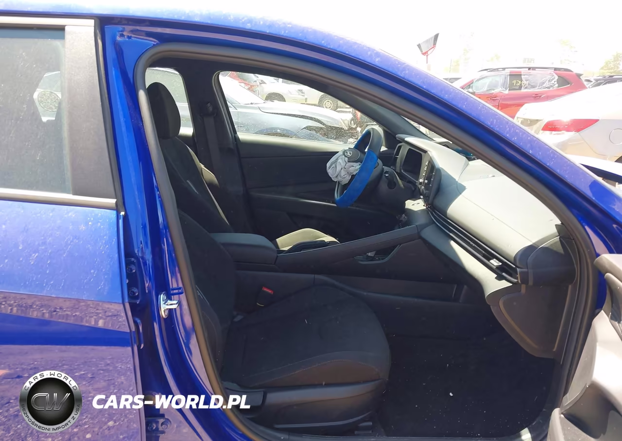 2026 Hyundai Elantra Sel Sport VIN:KMHLM4DG9TU120369 - 5