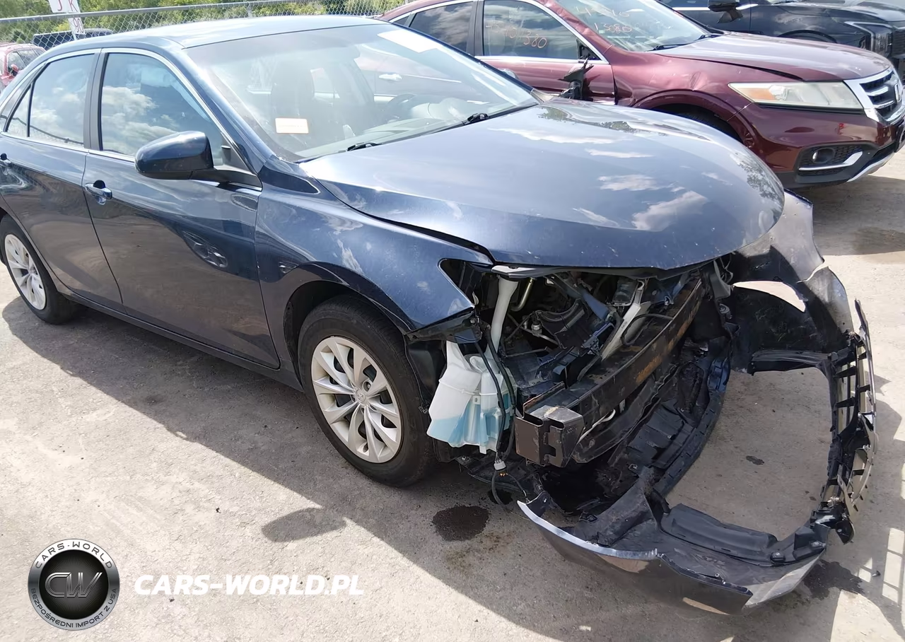 2017 Toyota Camry Le – zdjęcie 1 z 17