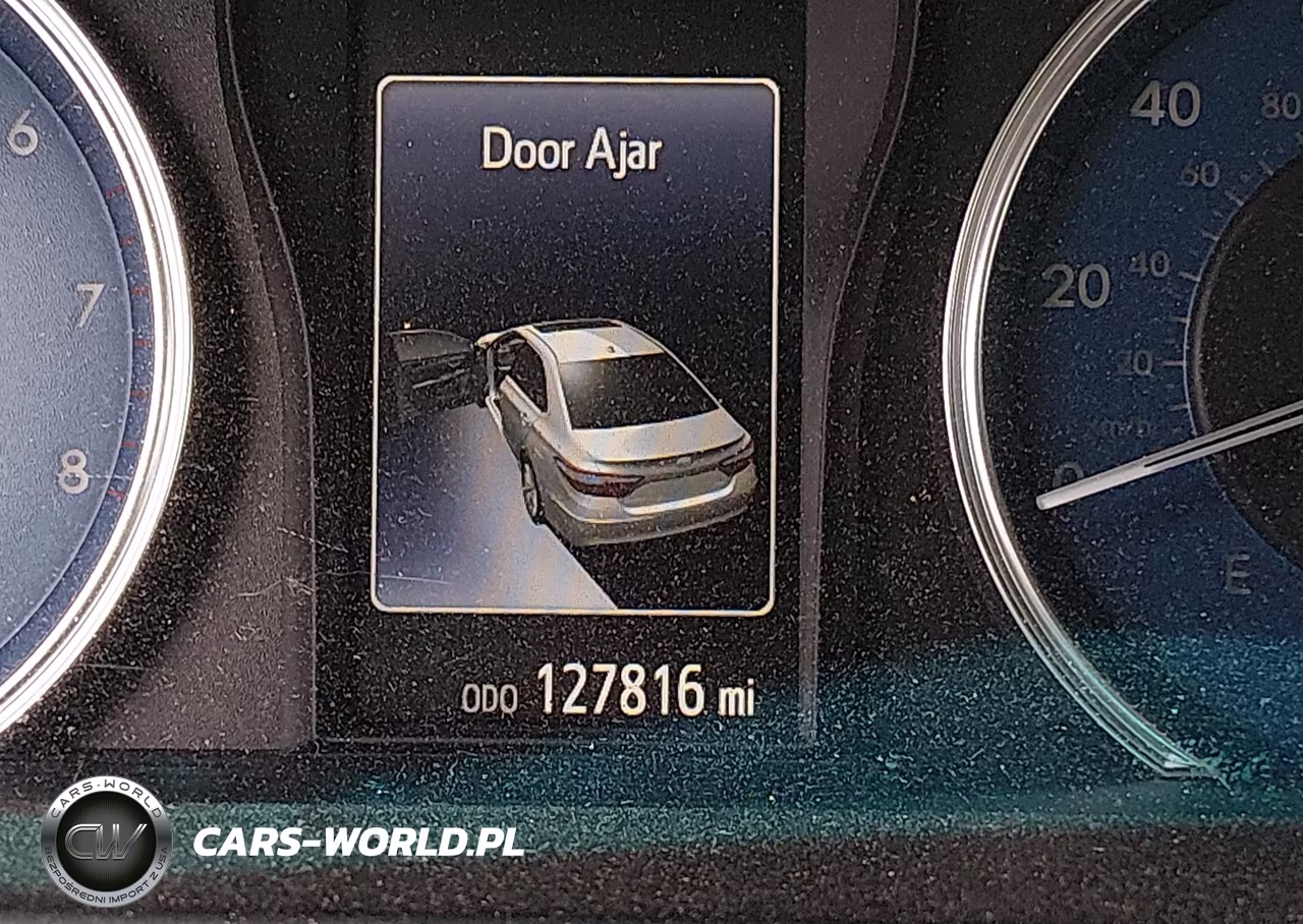 2017 Toyota Camry Le VIN:4T1BF1FK5HU779210 - 16