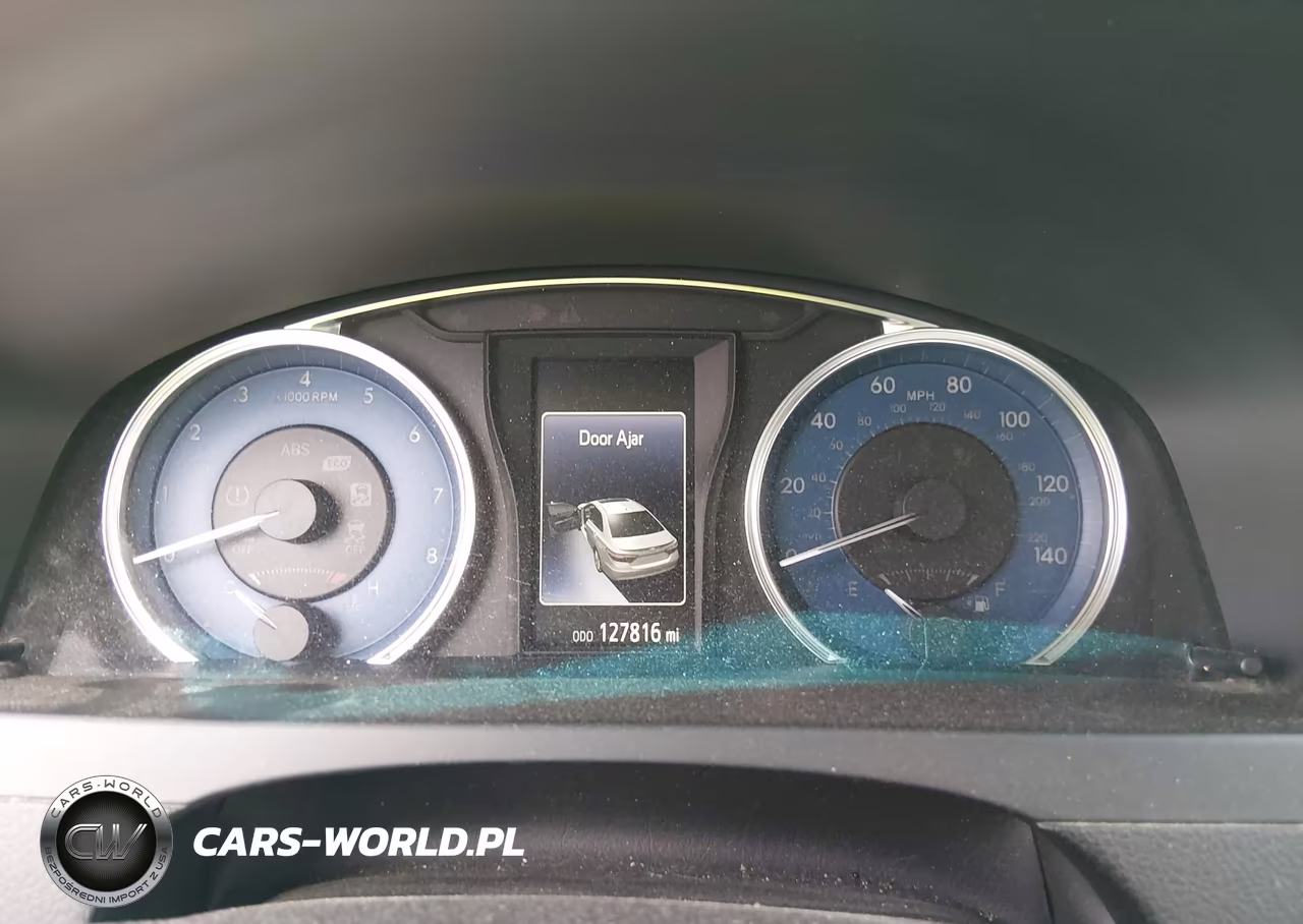 2017 Toyota Camry Le VIN:4T1BF1FK5HU779210 - 7