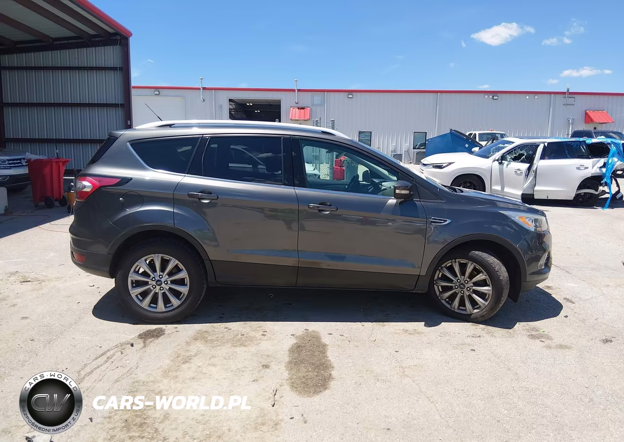 2017 Ford Escape Titanium VIN:1FMCU0JD7HUE54412 - 13