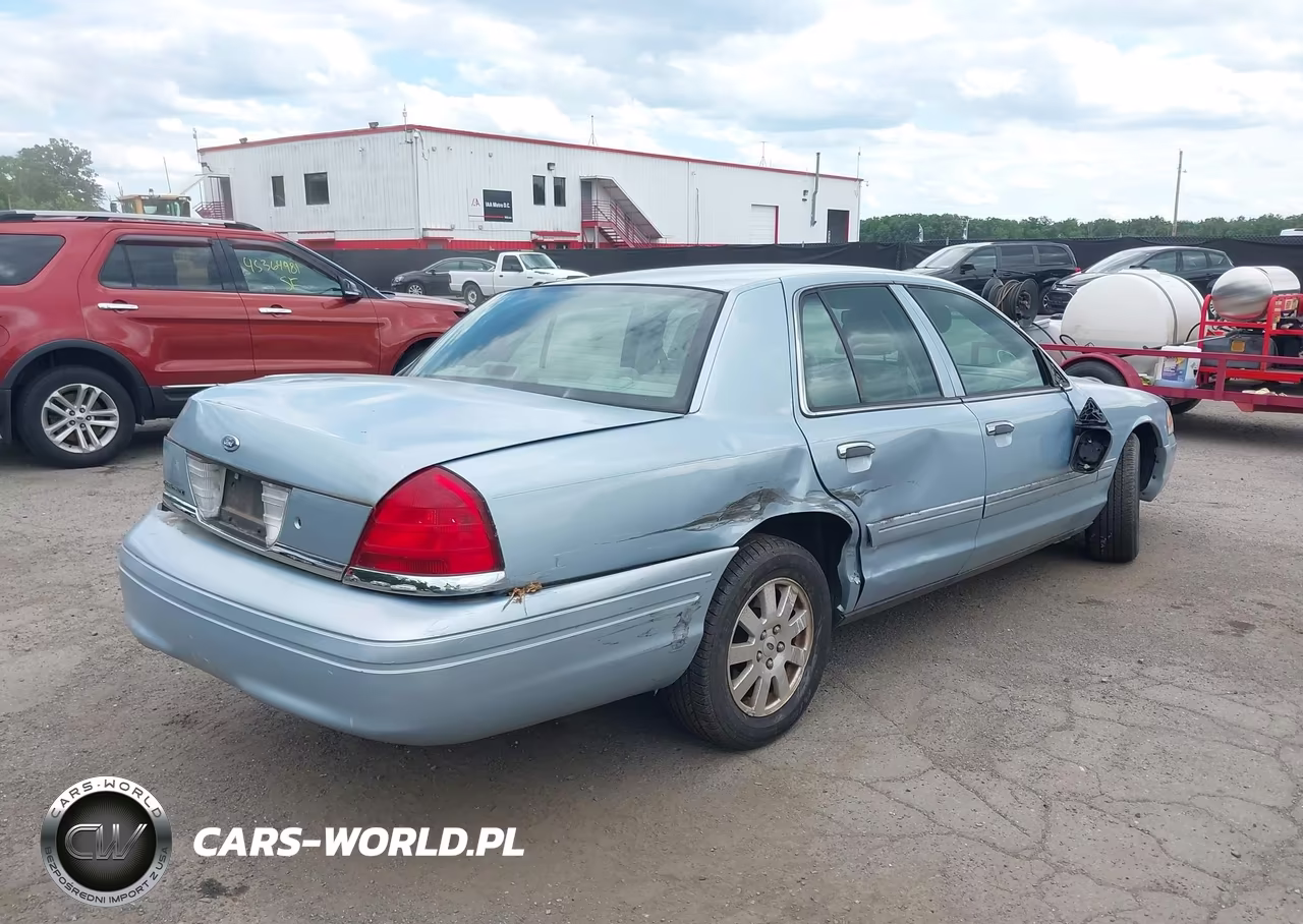 2007 Ford Crown Victoria Lx VIN:2FAHP74V77X115581 - 4