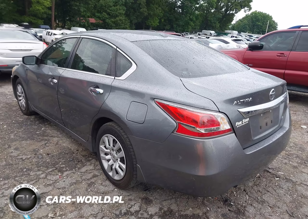 2015 Nissan Altima 2.5 S VIN:1N4AL3AP6FC142441 - 3