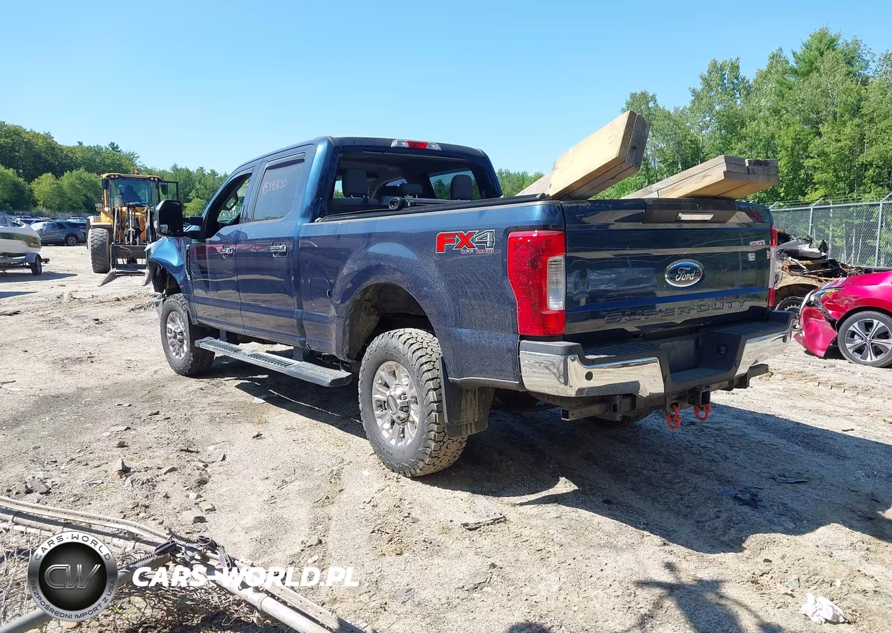 2019 Ford F-250 King Ranch-Lariat-Platinum-Xl-Xlt VIN:1FT7W2B65KED97849 - 3