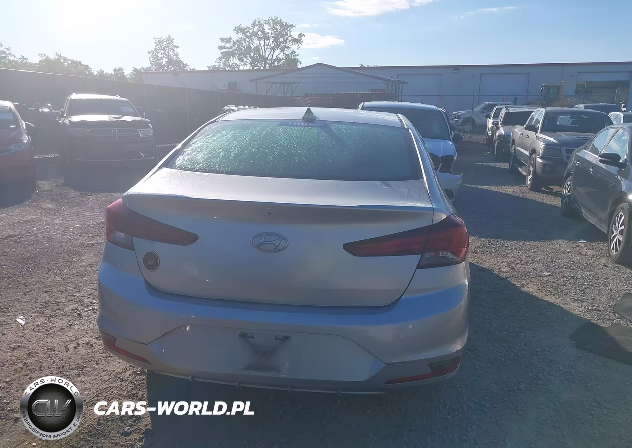 2019 Hyundai Elantra Sel VIN:5NPD84LF6KH428095 - 17