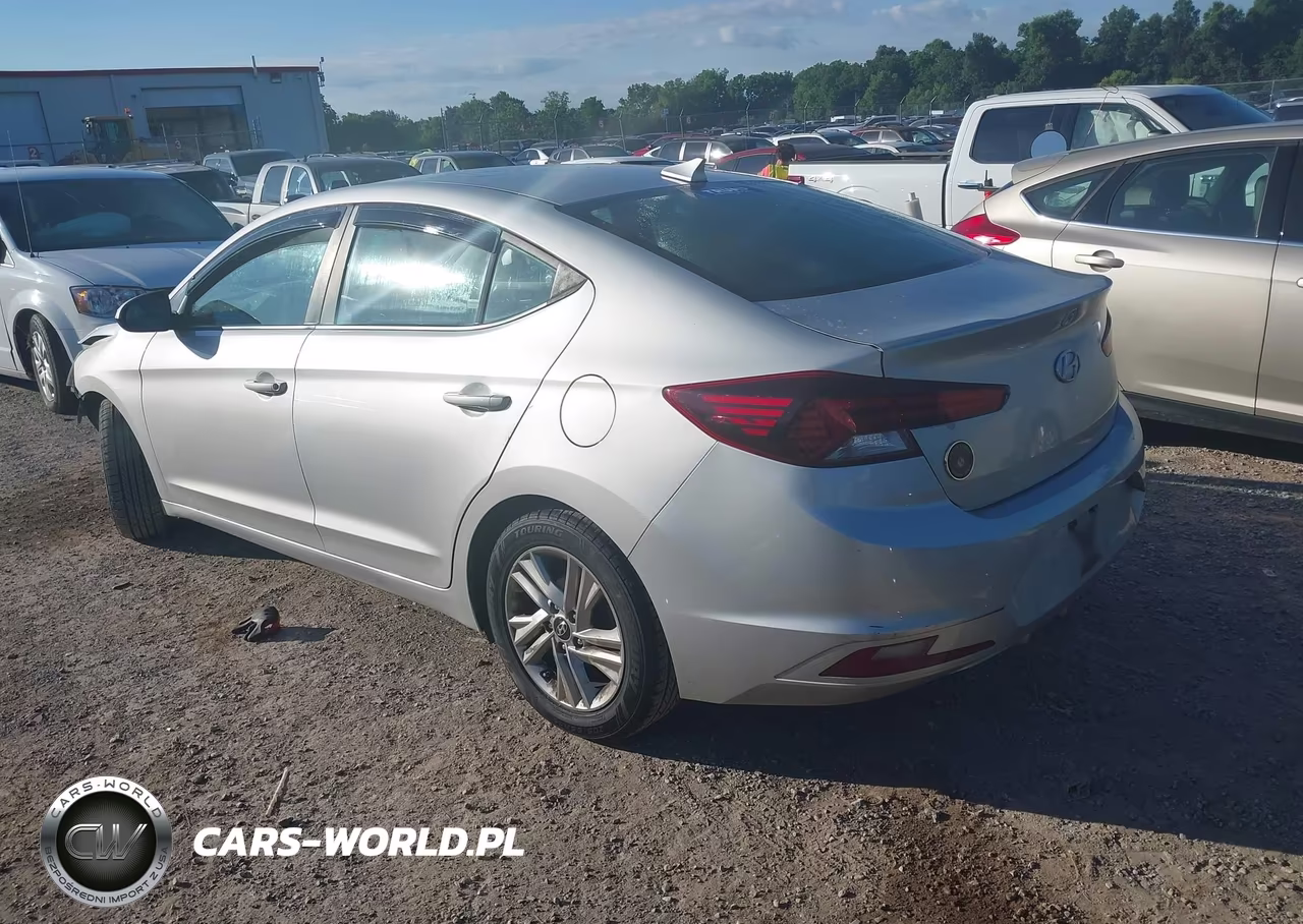 2019 Hyundai Elantra Sel VIN:5NPD84LF6KH428095 - 3