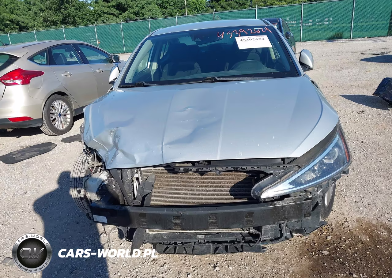 2019 Hyundai Elantra Sel VIN:5NPD84LF6KH428095 - 6