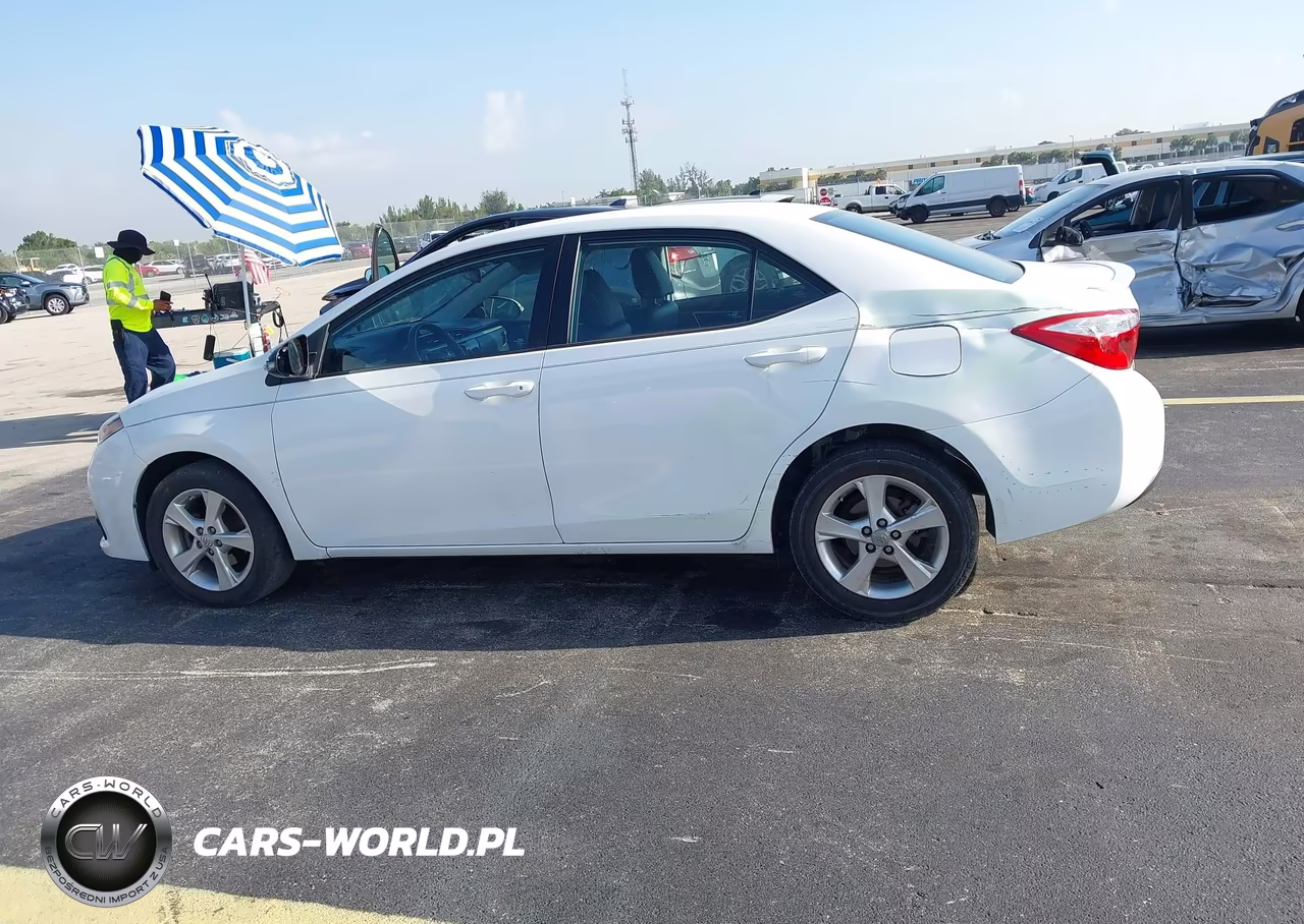 2016 Toyota Corolla S Plus VIN:5YFBURHE0GP533578 - 14