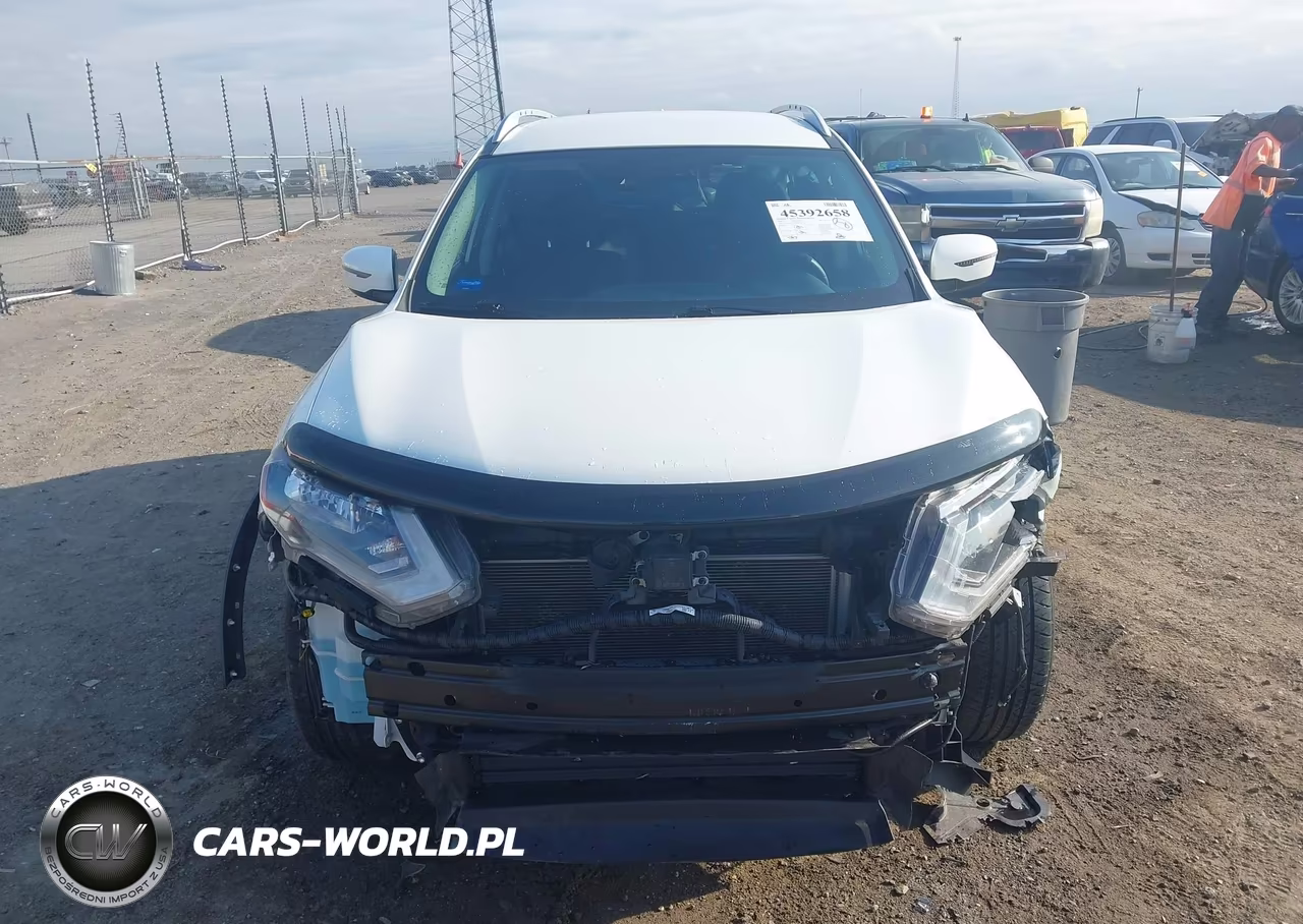 2019 Nissan Rogue S VIN:KNMAT2MT3KP558270 - 13