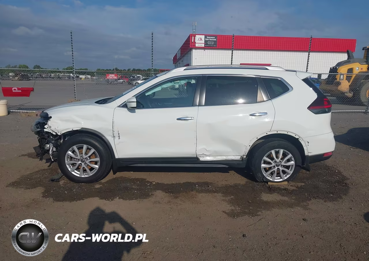 2019 Nissan Rogue S VIN:KNMAT2MT3KP558270 - 15