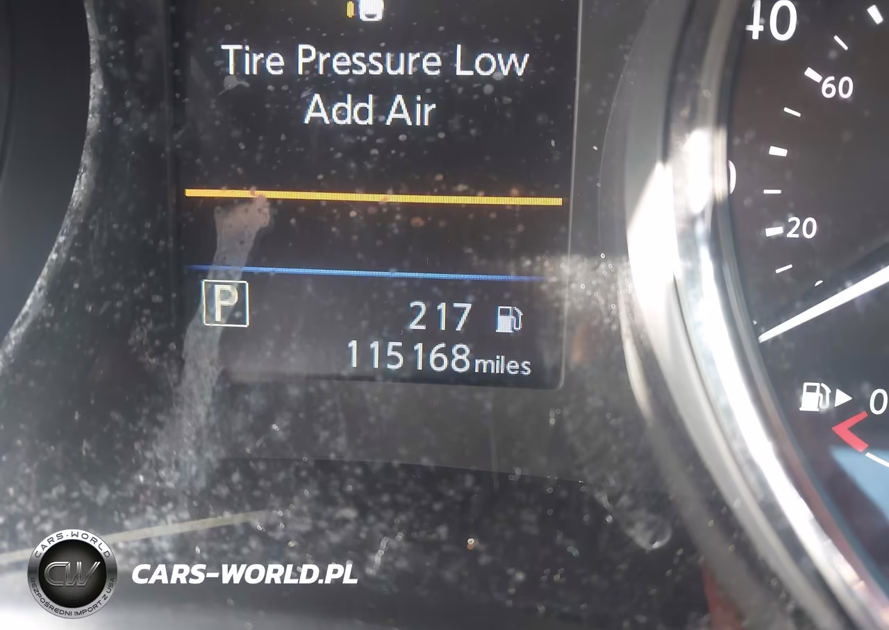 2019 Nissan Rogue S VIN:KNMAT2MT3KP558270 - 16