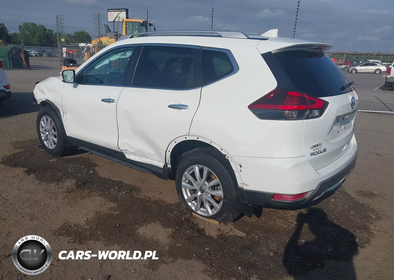 2019 Nissan Rogue S VIN:KNMAT2MT3KP558270 - 3