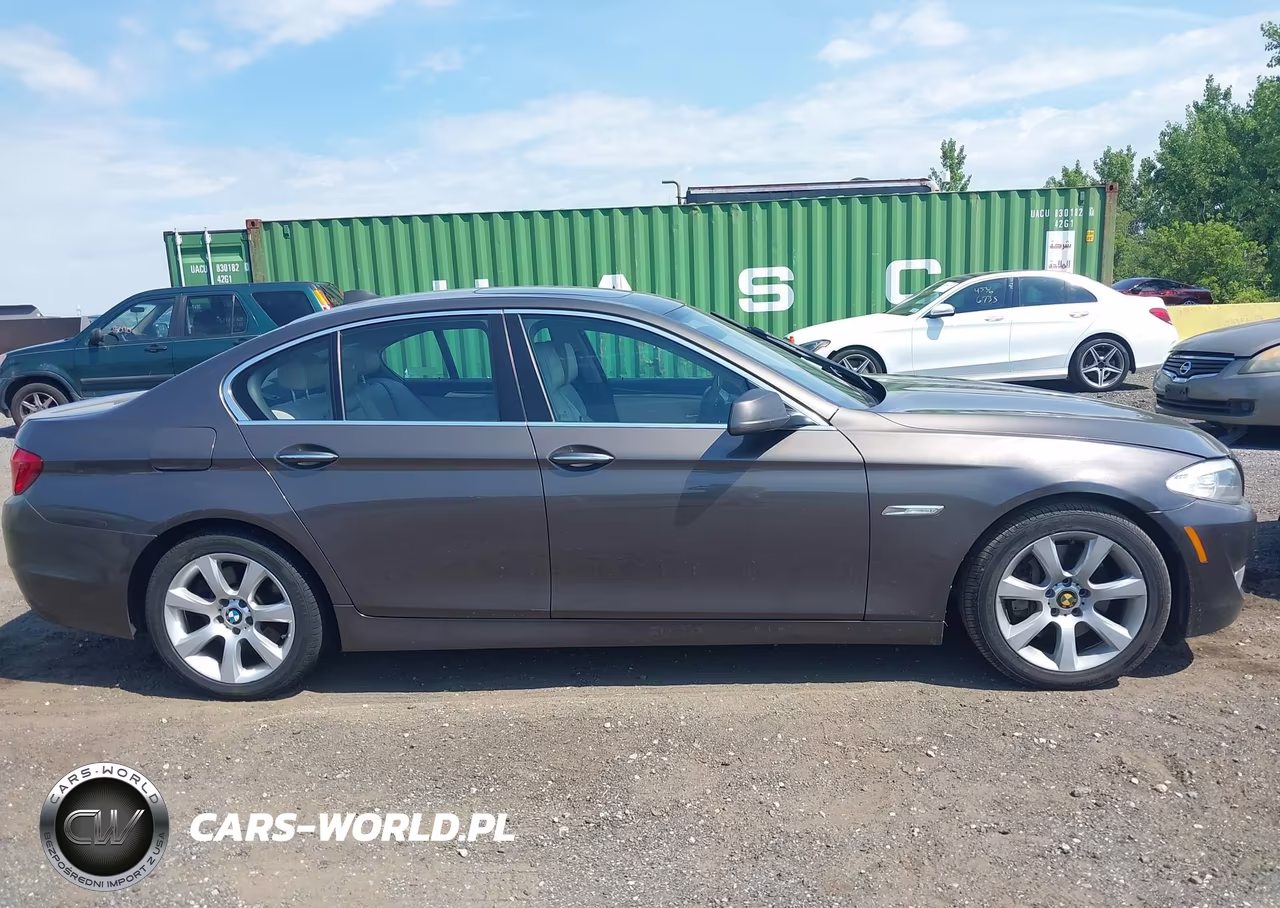2013 BMW 550I xDrive VIN:WBAFU9C59DDY71436 - 13