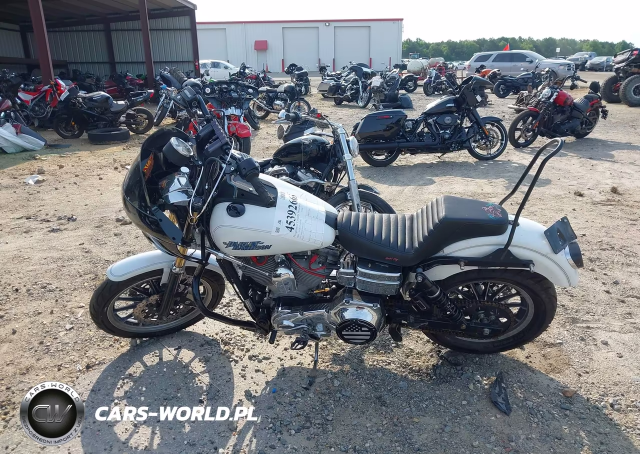2005 Harley-Davidson Fxdci VIN:1HD1GVW135K328357 - 13