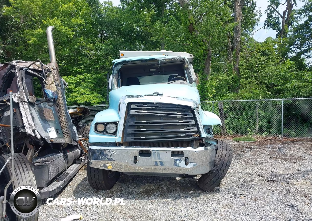 2017 Freightliner 114Sd VIN:3ALSG3DV0HDJD5767 - 16