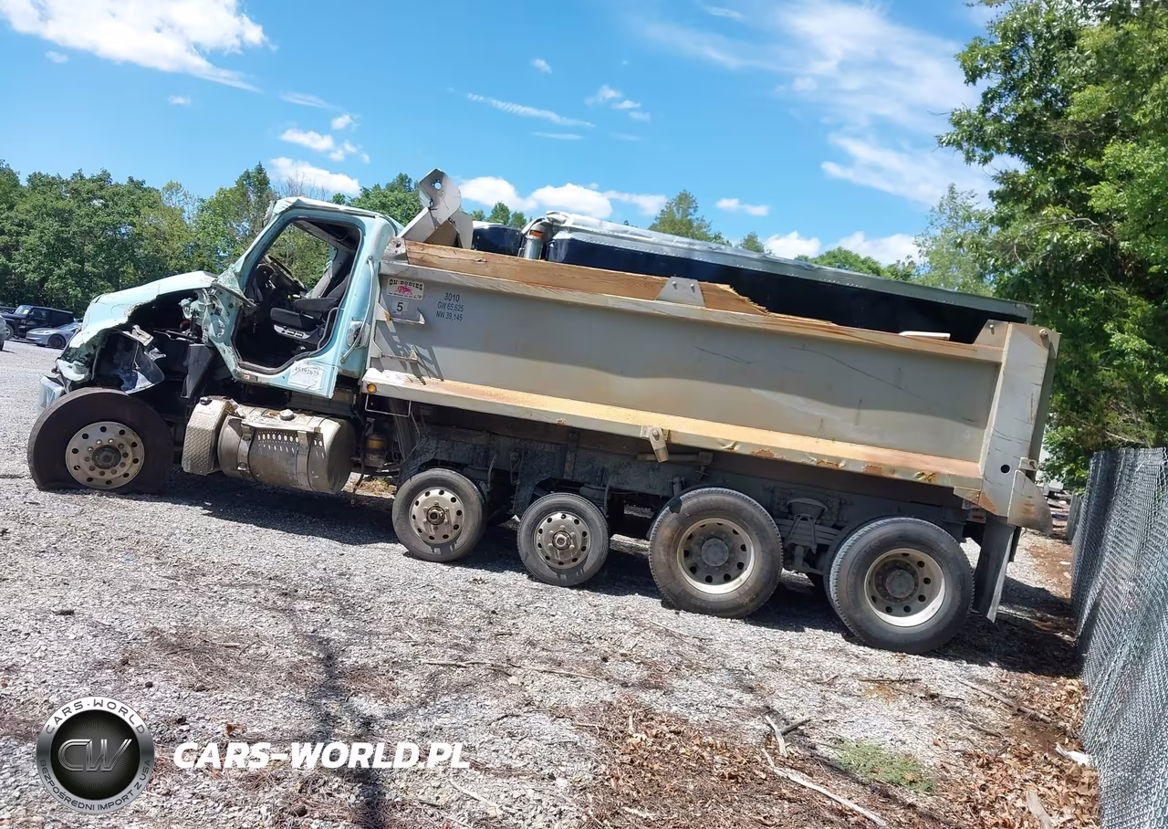 2017 Freightliner 114Sd VIN:3ALSG3DV0HDJD5767 - 3