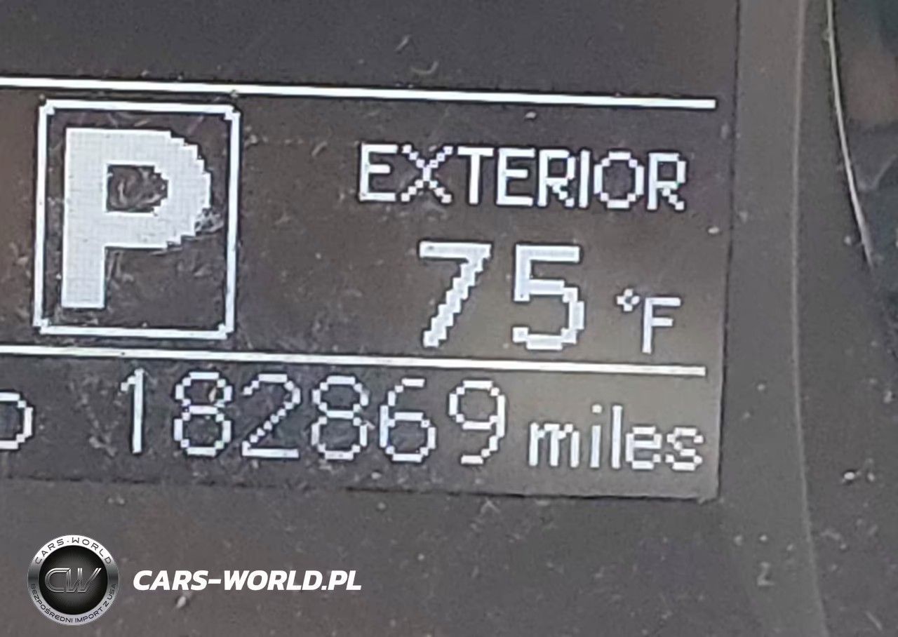 2015 Toyota Sienna Le 8 Passenger VIN:5TDKK3DC4FS582778 - 15