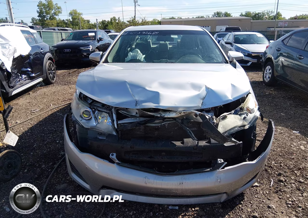 2012 Toyota Camry Le VIN:4T1BF1FK5CU131035 - 12