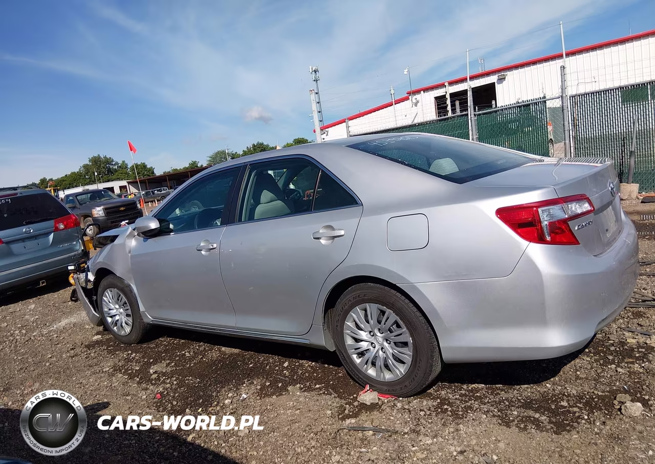 2012 Toyota Camry Le VIN:4T1BF1FK5CU131035 - 14