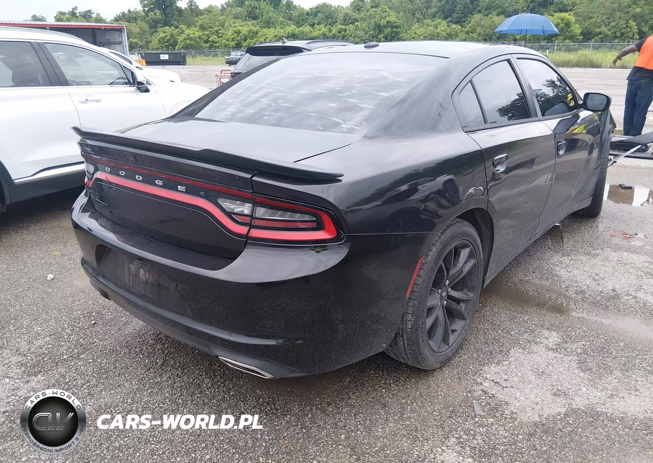 2018 Dodge Charger Sxt Rwd VIN:2C3CDXBG1JH313631 - 4