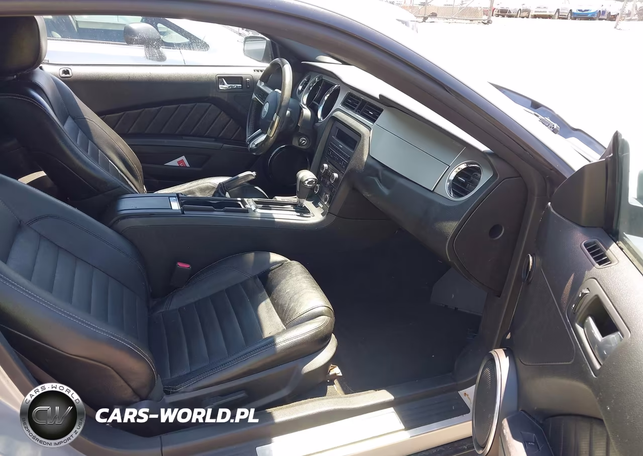 2010 Ford Mustang V6-V6 Premium VIN:1ZVBP8AN0A5108603 - 5