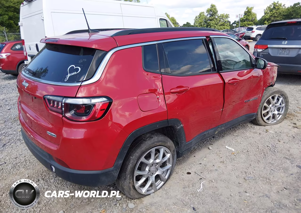 2023 Jeep Compass Latitude Lux Fwd VIN:3C4NJDFN8PT508226 - 4
