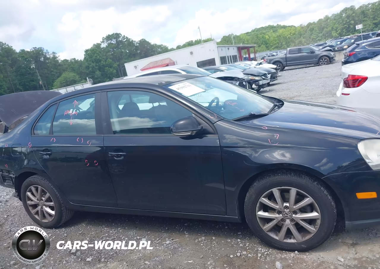2010 Volkswagen Jetta Limited Edition VIN:3VWAX7AJ7AM137898 - 13