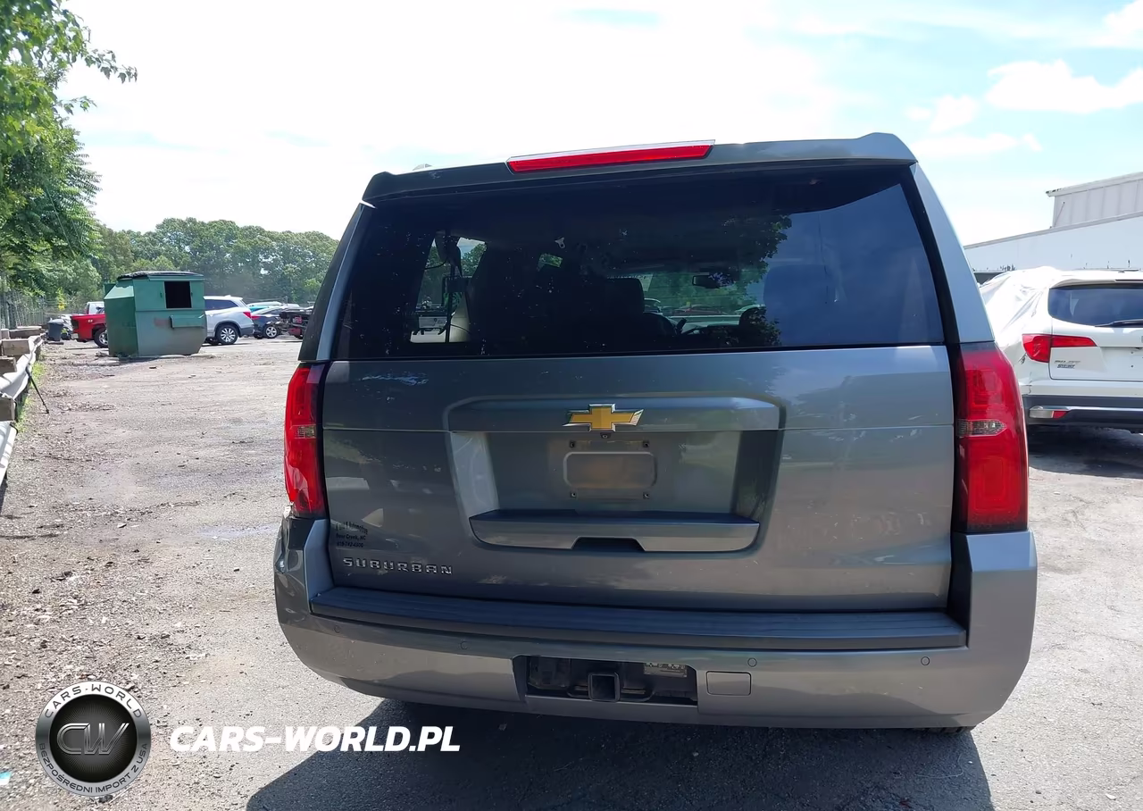 2018 Chevrolet Suburban Lt VIN:1GNSKHKC6JR353873 - 16