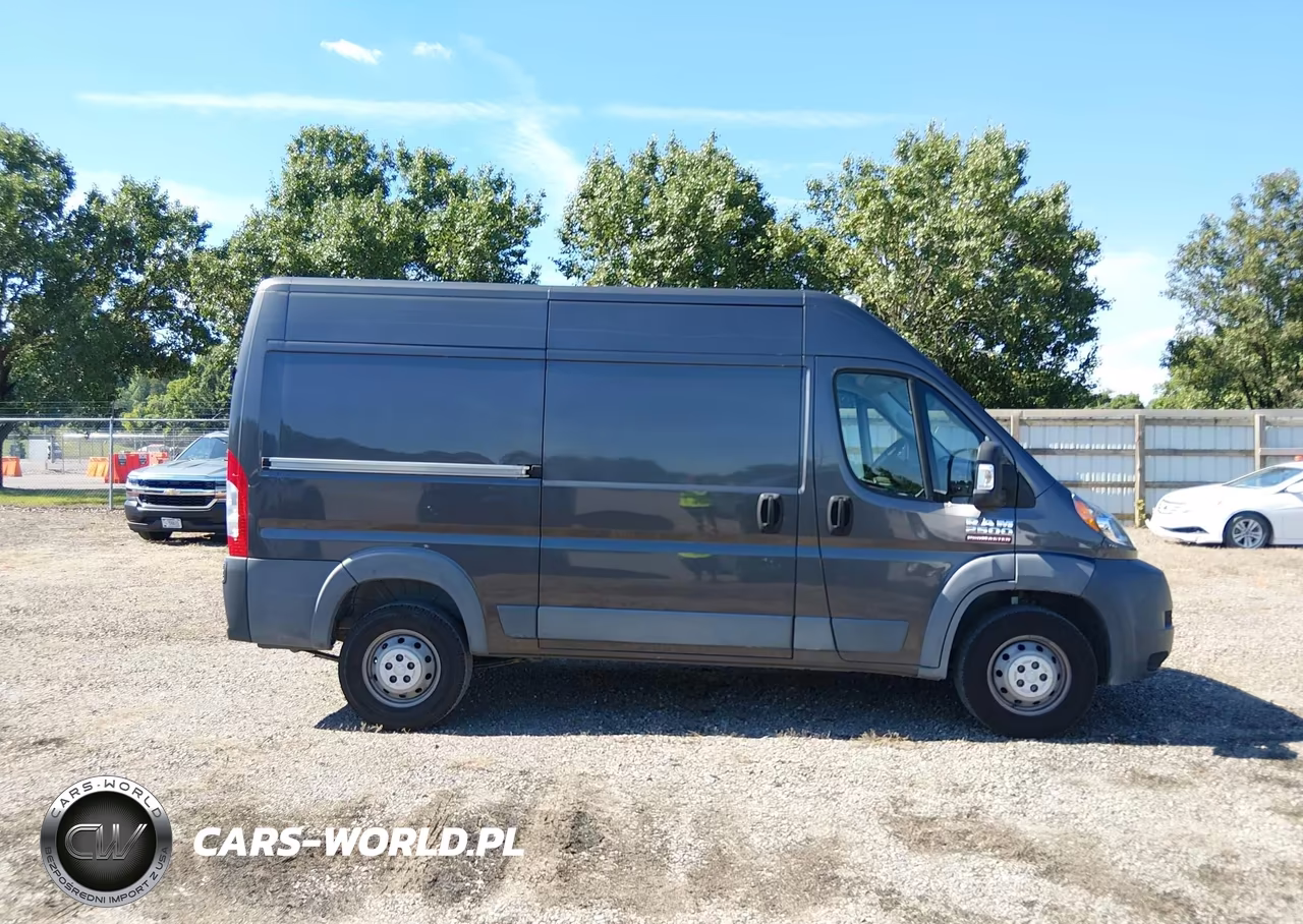 2018 Ram Promaster 2500 High Roof 136 Wb VIN:3C6TRVCG6JE151482 - 13