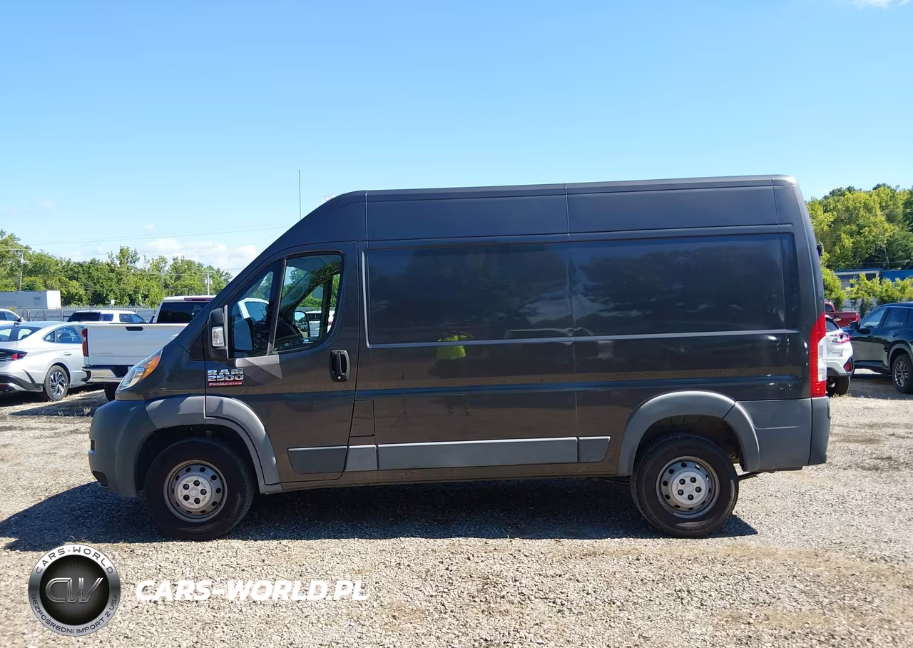 2018 Ram Promaster 2500 High Roof 136 Wb VIN:3C6TRVCG6JE151482 - 14