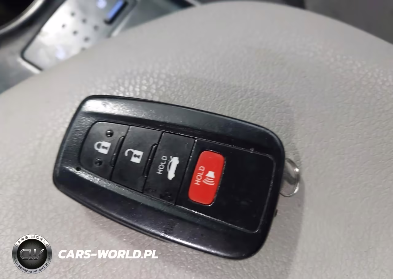 2019 Toyota Camry Hybrid Le VIN:4T1B31HK8KU008804 - 11