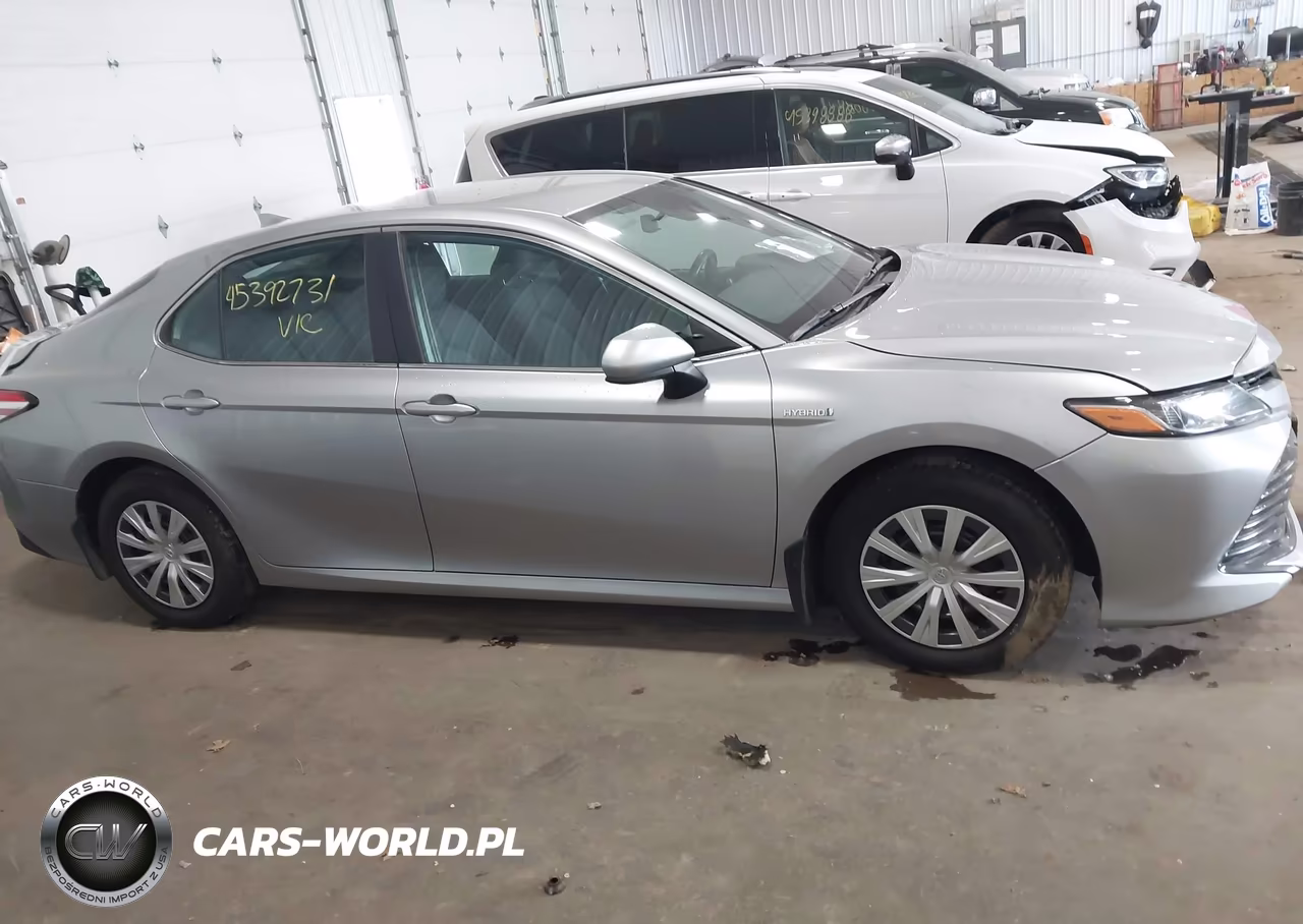 2019 Toyota Camry Hybrid Le VIN:4T1B31HK8KU008804 - 13