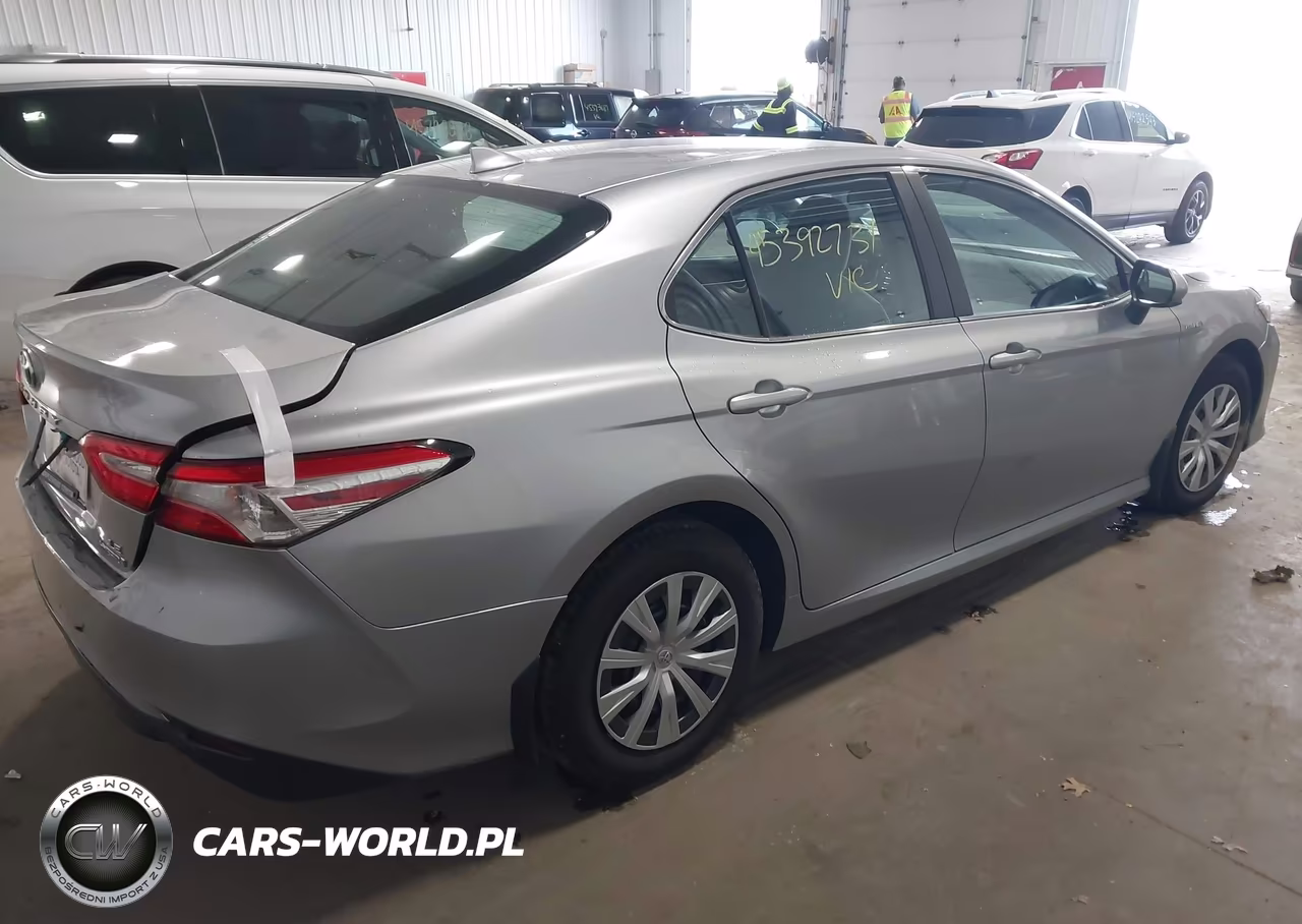 2019 Toyota Camry Hybrid Le VIN:4T1B31HK8KU008804 - 4