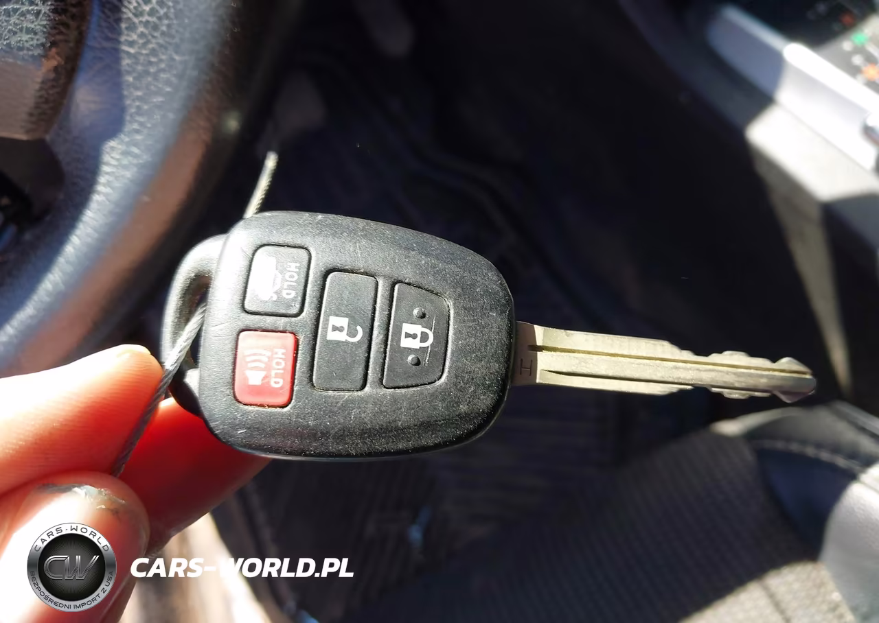 2014 Toyota Corolla S Plus VIN:5YFBURHE4EP025336 - 11