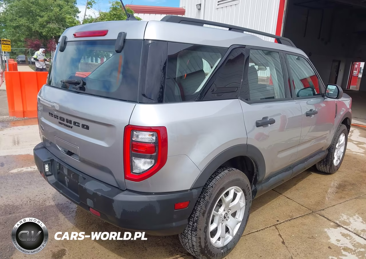 2022 Ford Bronco Sport VIN:3FMCR9A69NRD97561 - 4