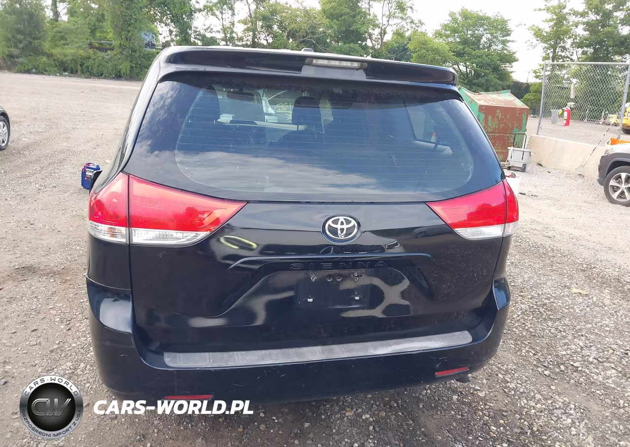 2014 Toyota Sienna L V6 7 Passenger VIN:5TDZK3DC7ES469940 - 16