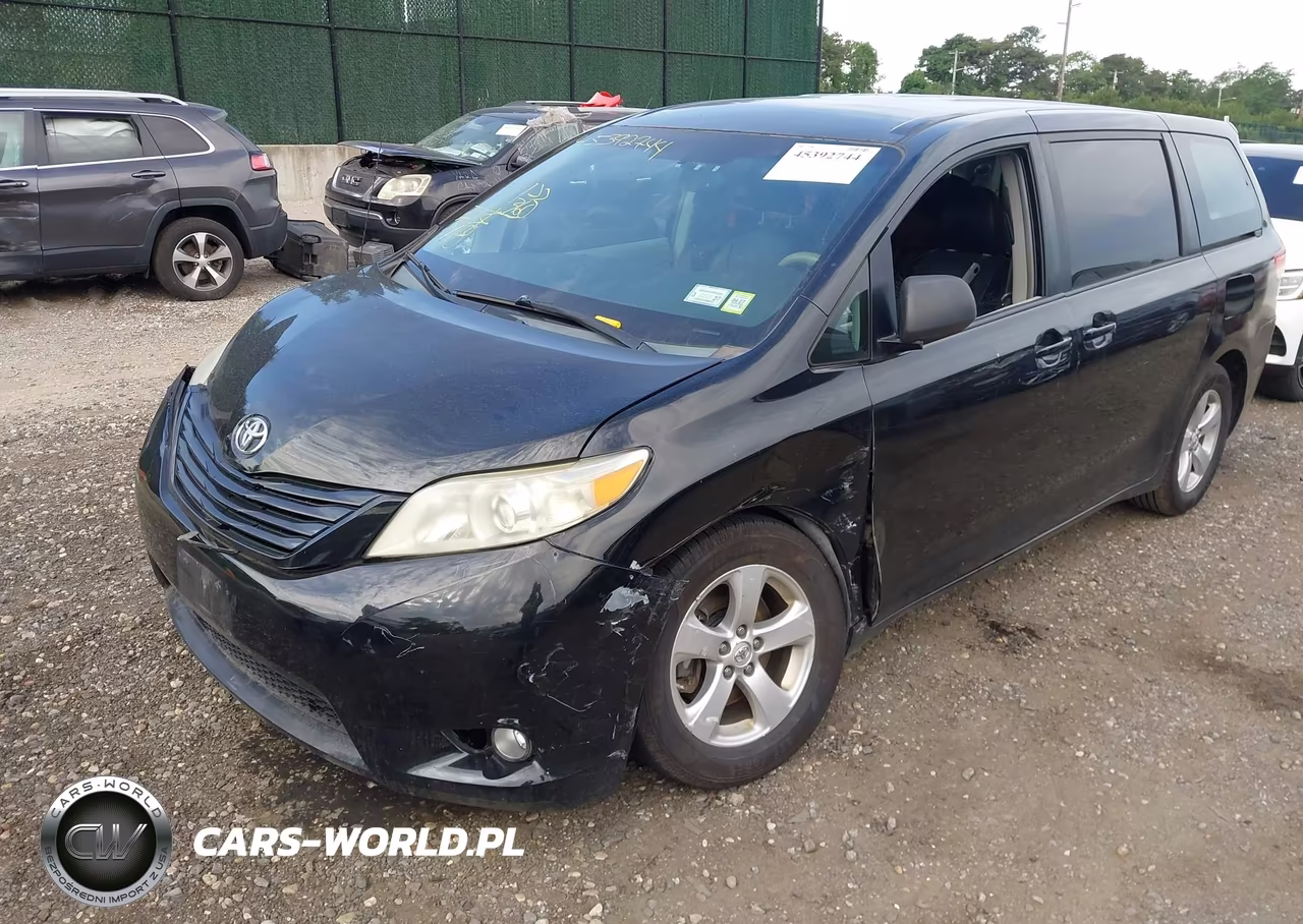 2014 Toyota Sienna L V6 7 Passenger VIN:5TDZK3DC7ES469940 - 2