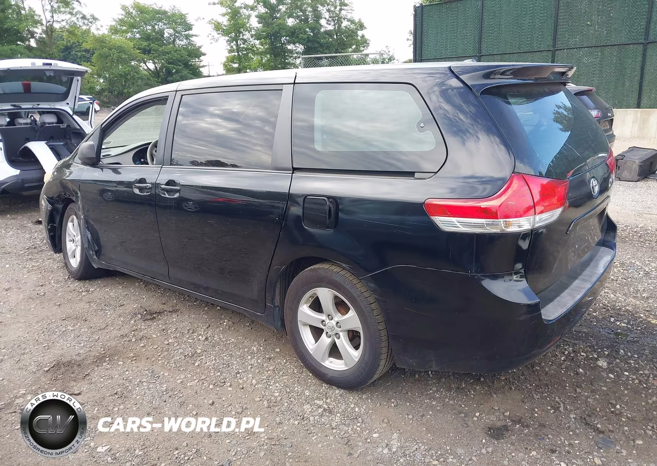 2014 Toyota Sienna L V6 7 Passenger VIN:5TDZK3DC7ES469940 - 3