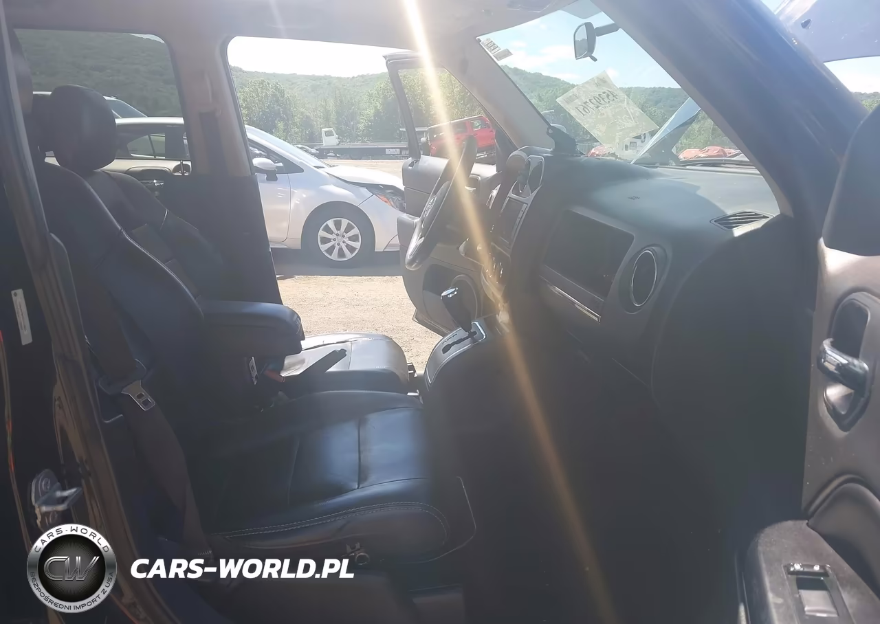 2015 Jeep Patriot High Altitude Edition VIN:1C4NJRFB2FD113983 - 5