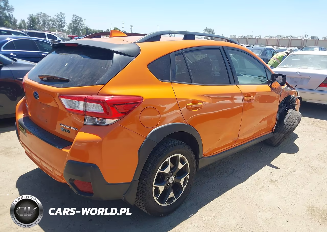 2018 Subaru Crosstrek 2.0I Premium VIN:JF2GTADCXJH272480 - 4