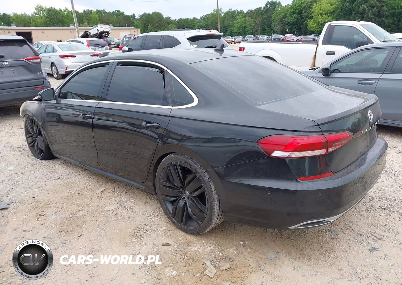 2020 Volkswagen Passat 2.0T Sel VIN:1VWCA7A32LC003297 - 3