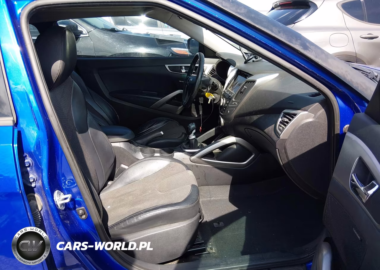 2012 Hyundai Veloster Base W-Black VIN:KMHTC6AD4CU036453 - 5