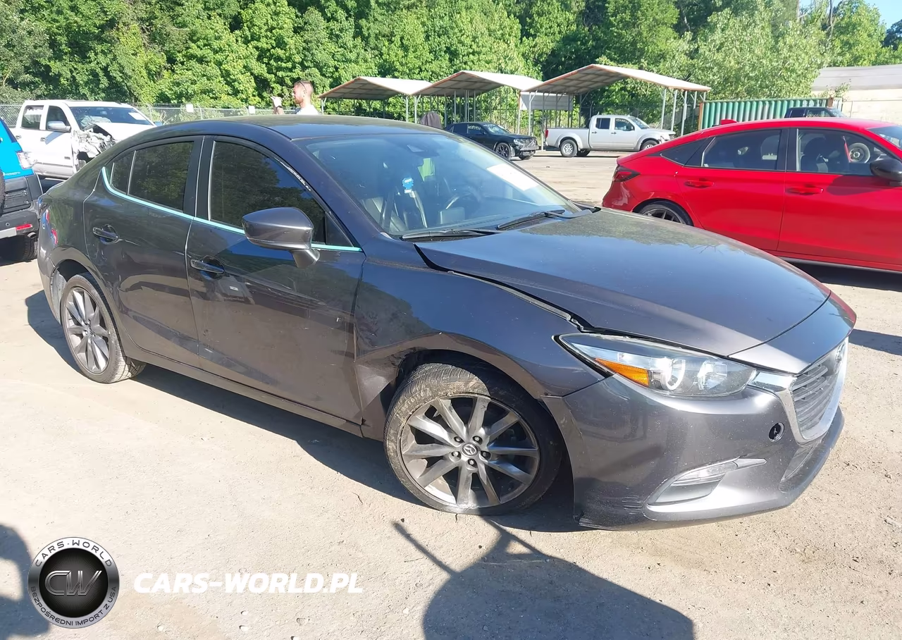 2018 Mazda Mazda3 Touring – zdjęcie 1 z 18